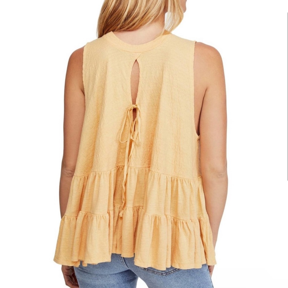 Women's Sleeveless Ruffle Top - Cream